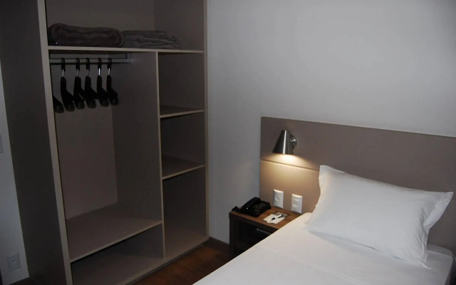 Hotel Valerim Itajaí