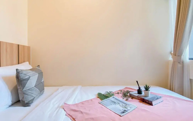 Warm 2Br Apartment At Meikarta