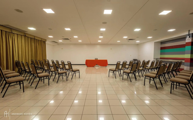 Rede Andrade Luxor Hotel