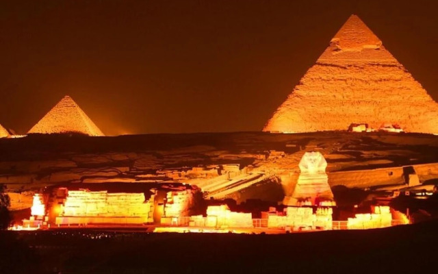 Number One Pyramids Hotel