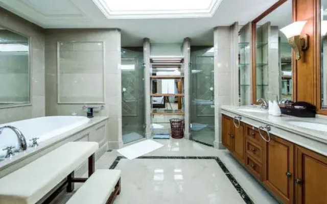 Haizhou Hotel