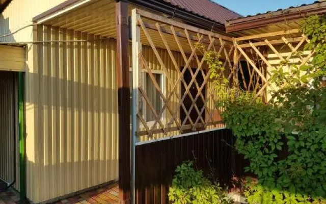 Guest House on Primorskaya 28