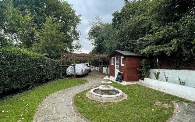 Incredible 5BD House on Private Road - Tulse Hill
