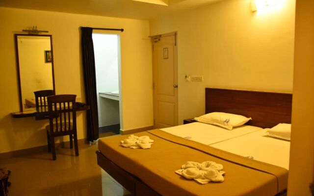 Hotel Palacial Pondi