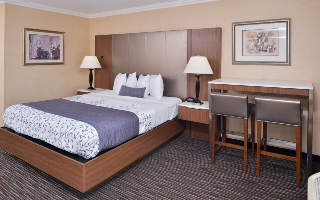 Best Western Airpark Hotel - LAX Airport LA  Stadium