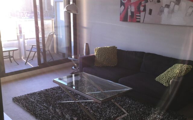 Readyset Apartments Stadium South