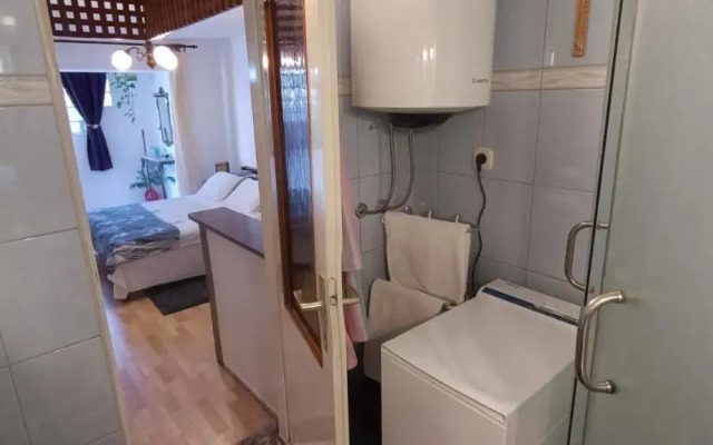 Studio Apartments Fabjanac