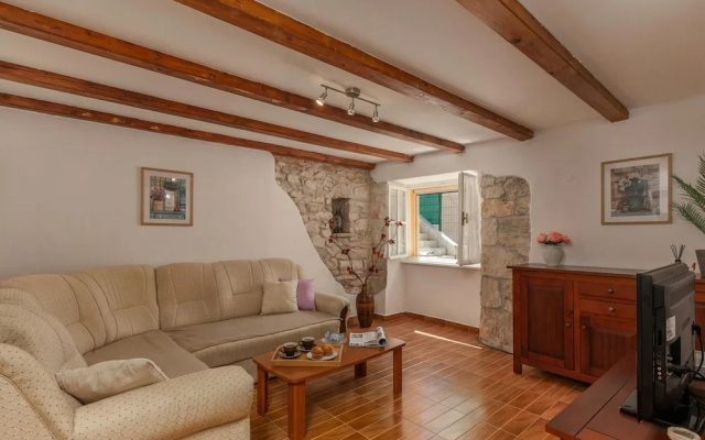 House Papinka With Private Pool & Garden