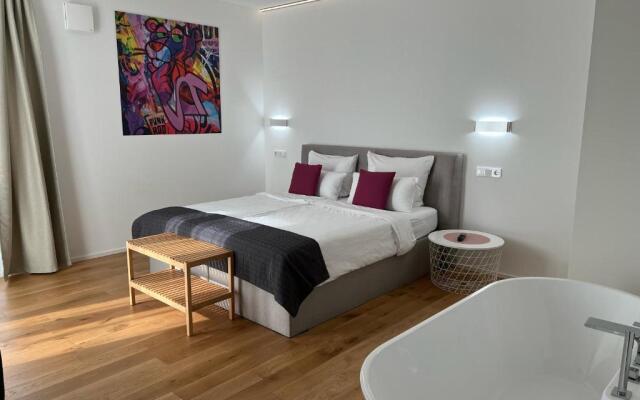 Weingut-Aparthotel Olinger