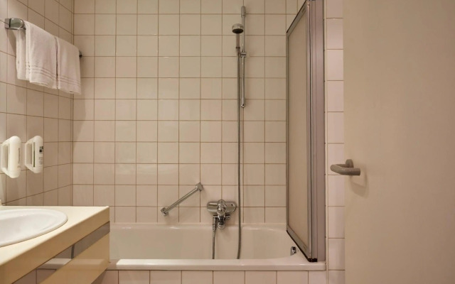 NOVINA HOTEL Wöhrdersee Nürnberg City