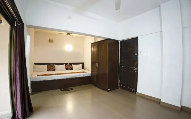Fabhotel Comfort Stays