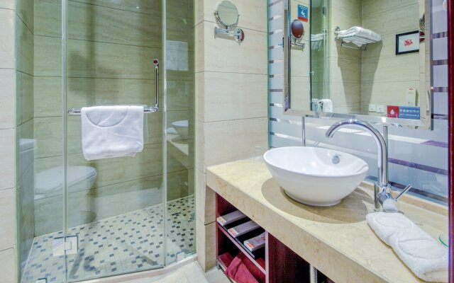 Fengyanjianguo Hotel