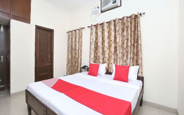 OYO 6933 Satyam Home Stay
