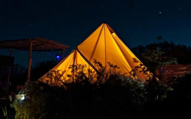 Ally Glamping