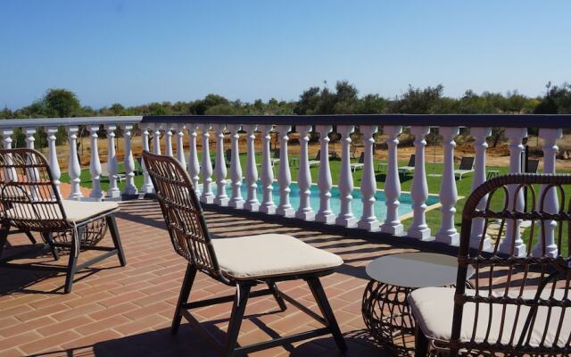 Vila Fuzeta Bed & Breakfast