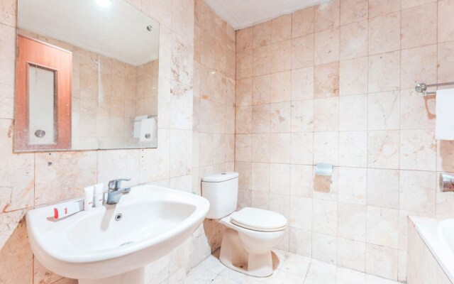 Taman Cibinong by OYO Rooms