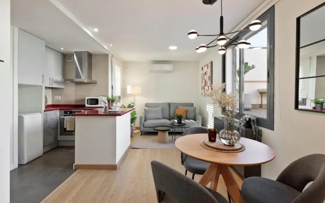 Rambla Paris Attic Apartment