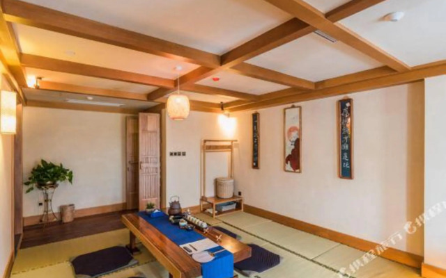 Jingju Xiantang Zen Lifestyle Hotel (Nanchang Bayi Square Wushang Mall)