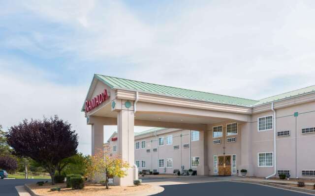Ramada by Wyndham Strasburg/Shenandoah Valley