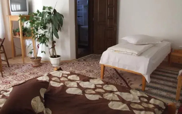 Casa cu Dor