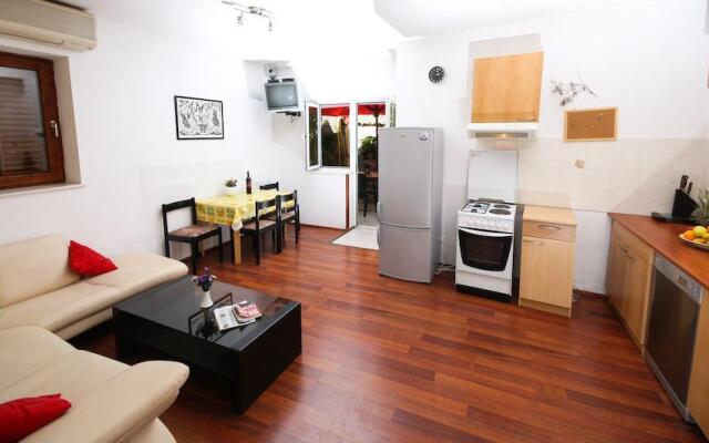 Apartment Gitara