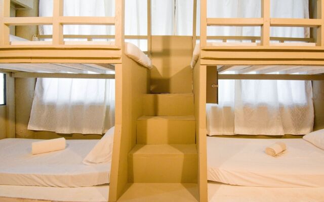 Treasure Isle Backpacker's Hostel