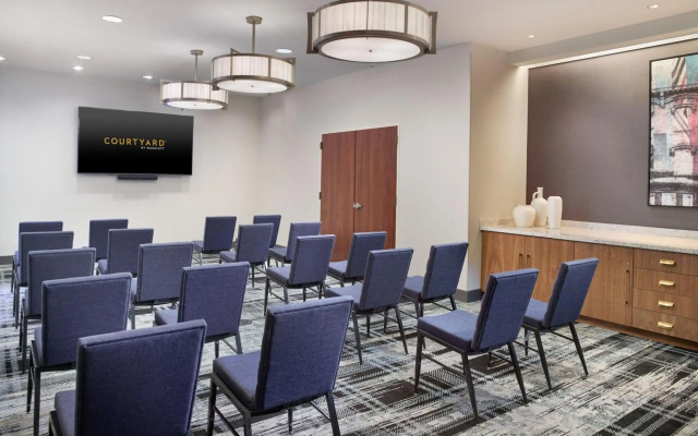 Courtyard by Marriott Washington, DC/Foggy Bottom