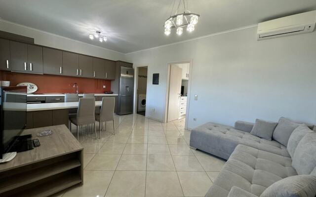 Elpida Luxury Apartments & Suites