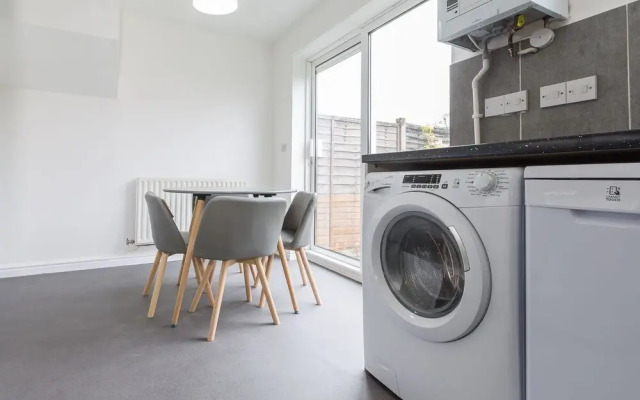 Haynes Road 3 Bed House