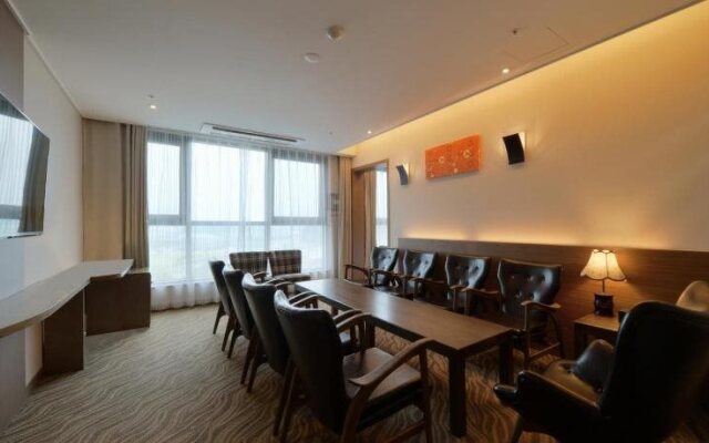 M Stay Hotel Naju