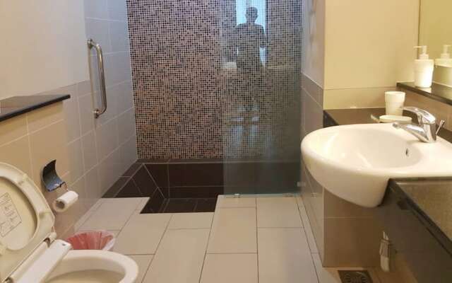 Pearl Suites Swiss Garden Residences