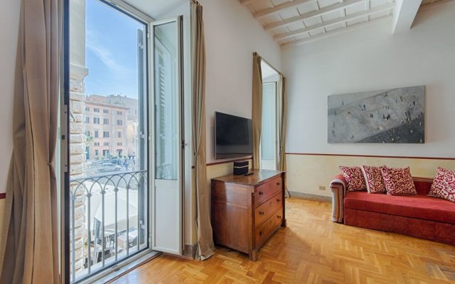 Farnese Stylish Apartment