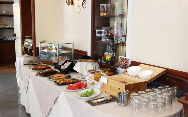 Phi Hotel Ambra