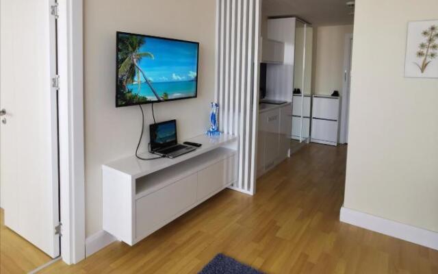 Sea View Apartment Orbi City