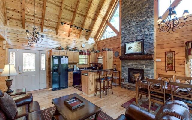 Smoky Ridge View - Three Bedroom Cabin