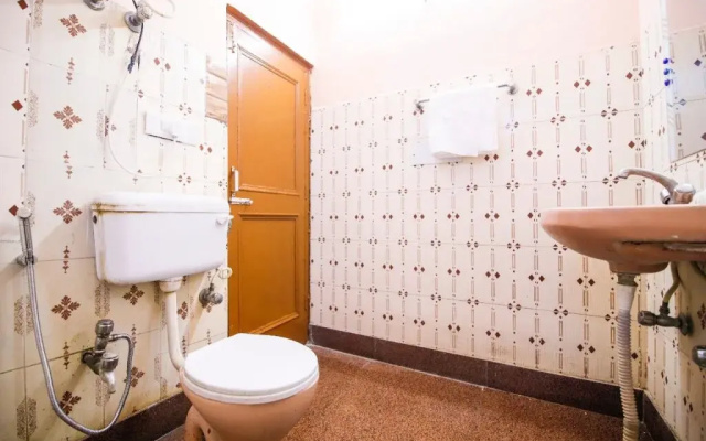 Mid Way Resort by OYO Rooms