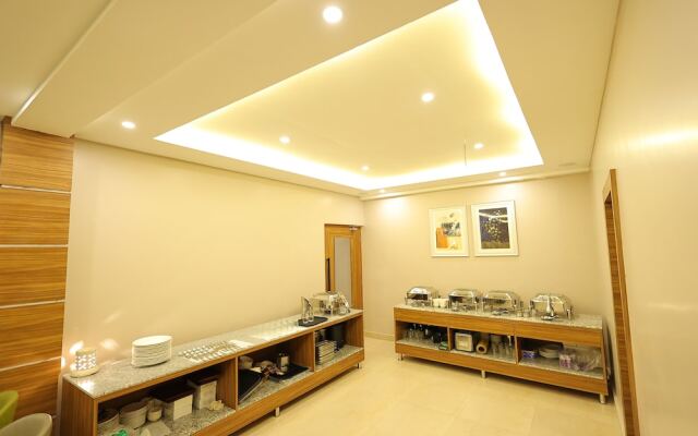 Hotel Sharda Residency