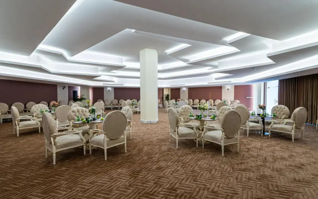 Hdb Al Khobar Resort And Spa