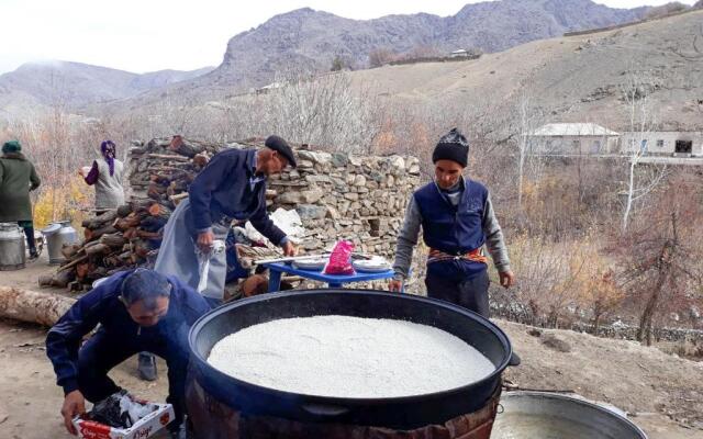 Komil`s homestay in Sentyab village