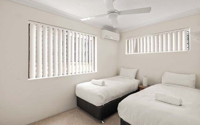 Burleigh Coastal Haven - Kingston 4