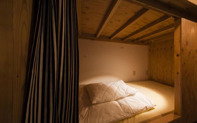 Hakata Gofukumachi Hostel Takataniya