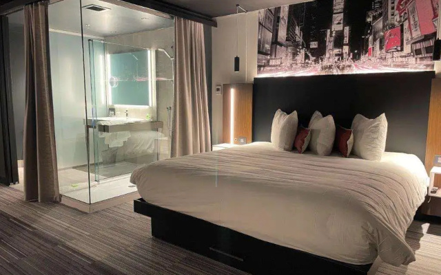 Grand Times Hotel Sherbrooke