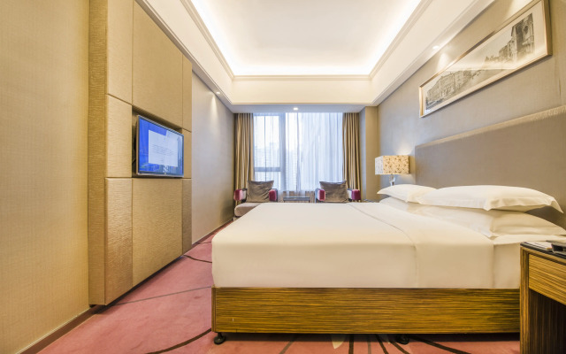 La Perle International Hotel - Free shuttle between hotel and Exhibition Center during Canton Fair & Exhibitor registration Counter
