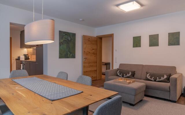 Finest Villa Zell am See - Skihaserl