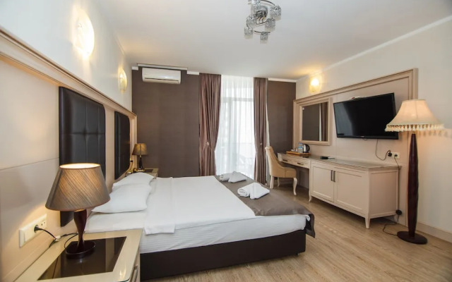 Hotel 19