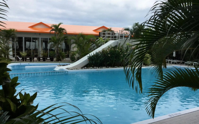 Hotel GranView Garden Okinawa