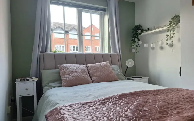 Stratford-upon-avon - Sleeps 4 - Pets Allowed