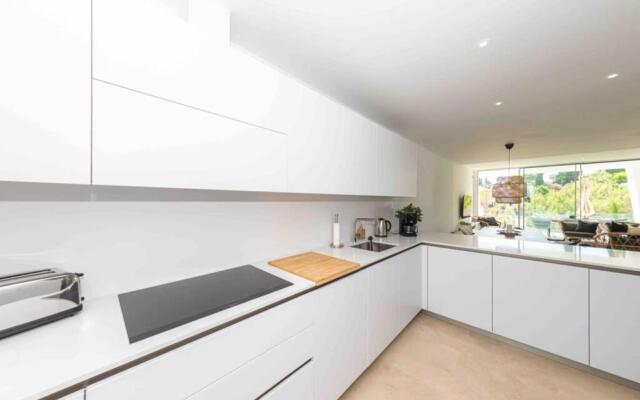 New Top Townhouse With Private Pool/4Bdr/3.5Bath