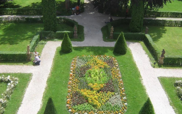 Hotel Schloss Lautrach