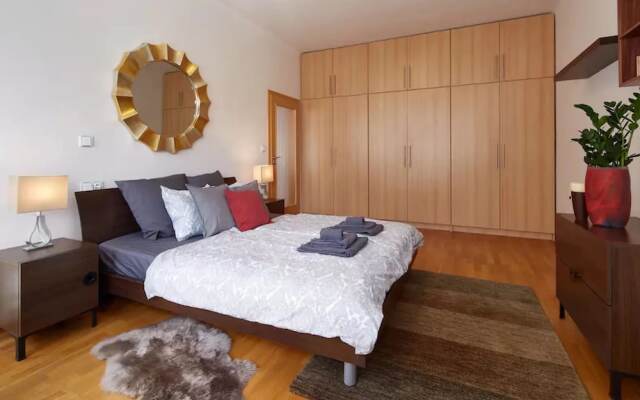 Beautiful Apartment in Prague center